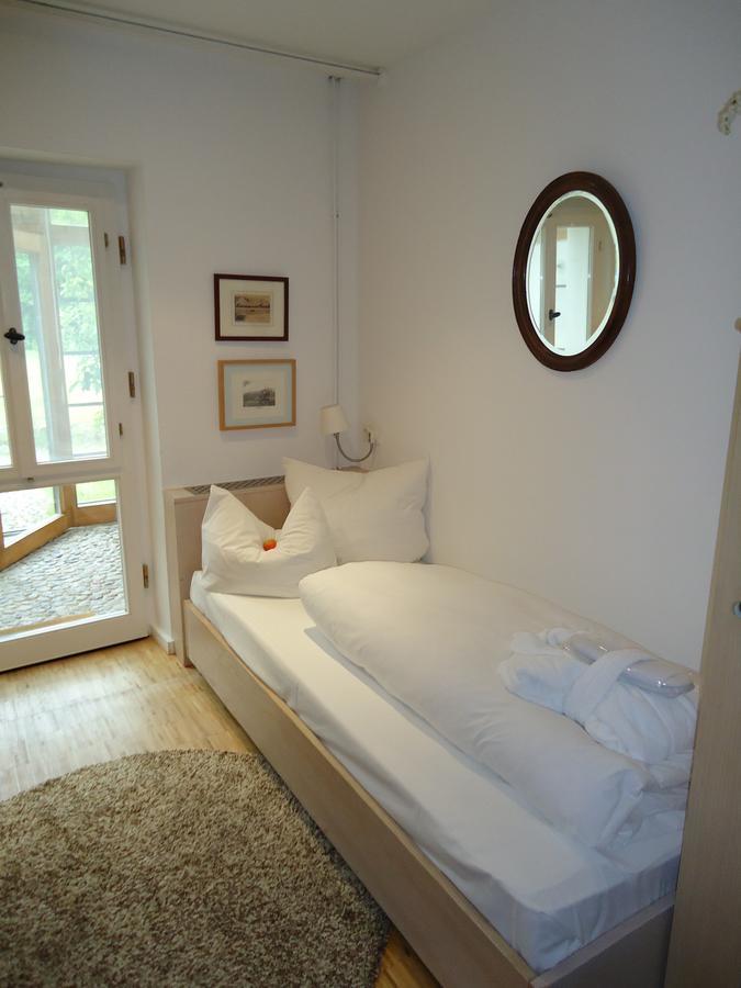 Seehotel Am Neuklostersee Kültér fotó